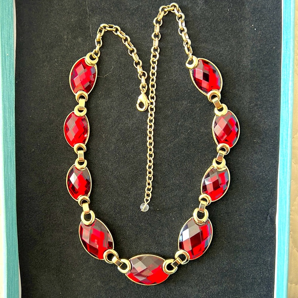 Red and gold choker